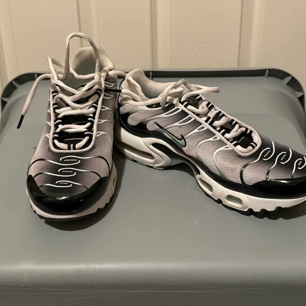 Nike Air | 4.5 Y